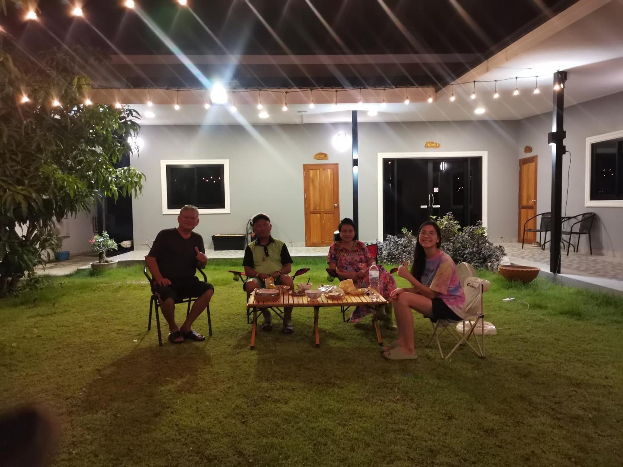 Numhom Resort Ban Nong Chum Saeng Eksteriør bilde