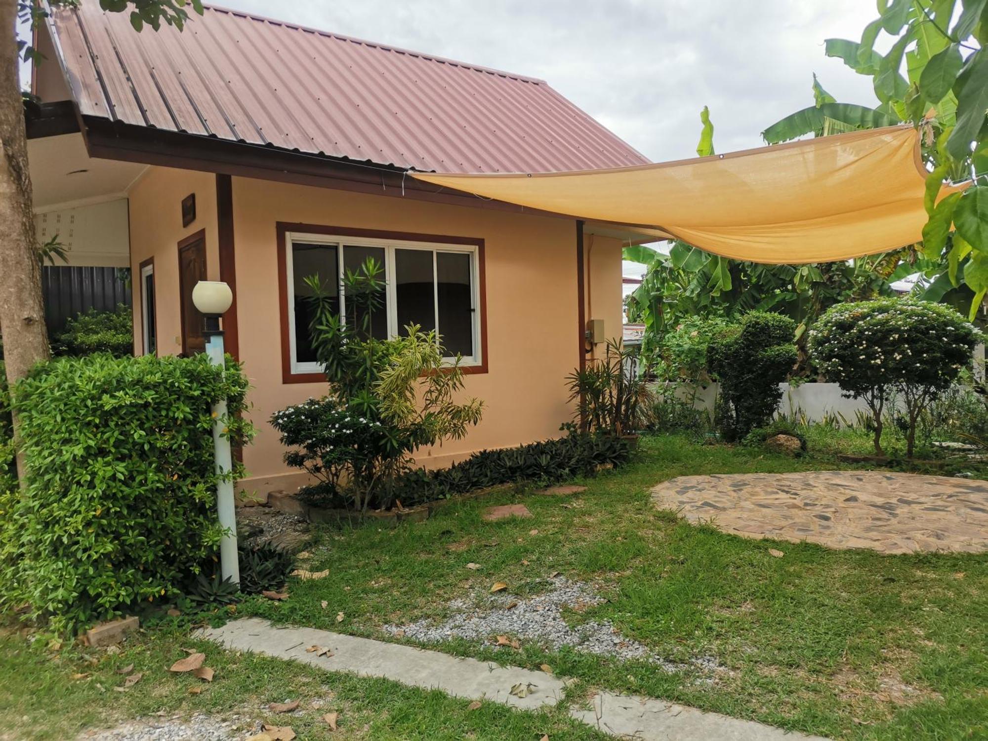 Numhom Resort Ban Nong Chum Saeng Eksteriør bilde