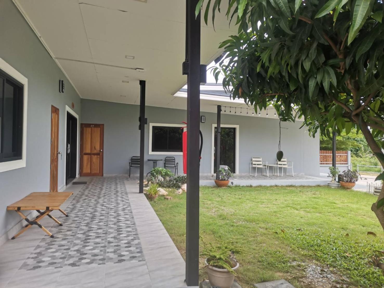 Numhom Resort Ban Nong Chum Saeng Eksteriør bilde