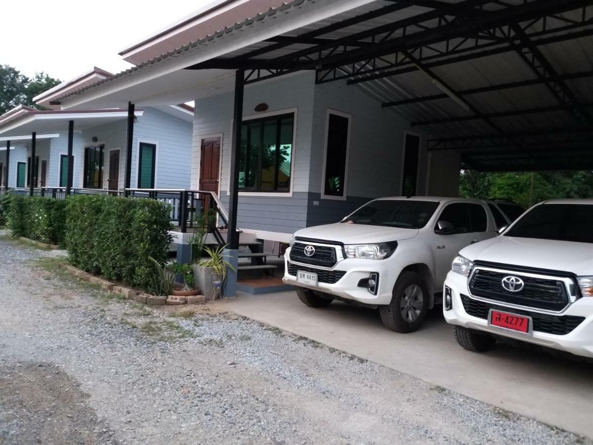 Numhom Resort Ban Nong Chum Saeng Eksteriør bilde