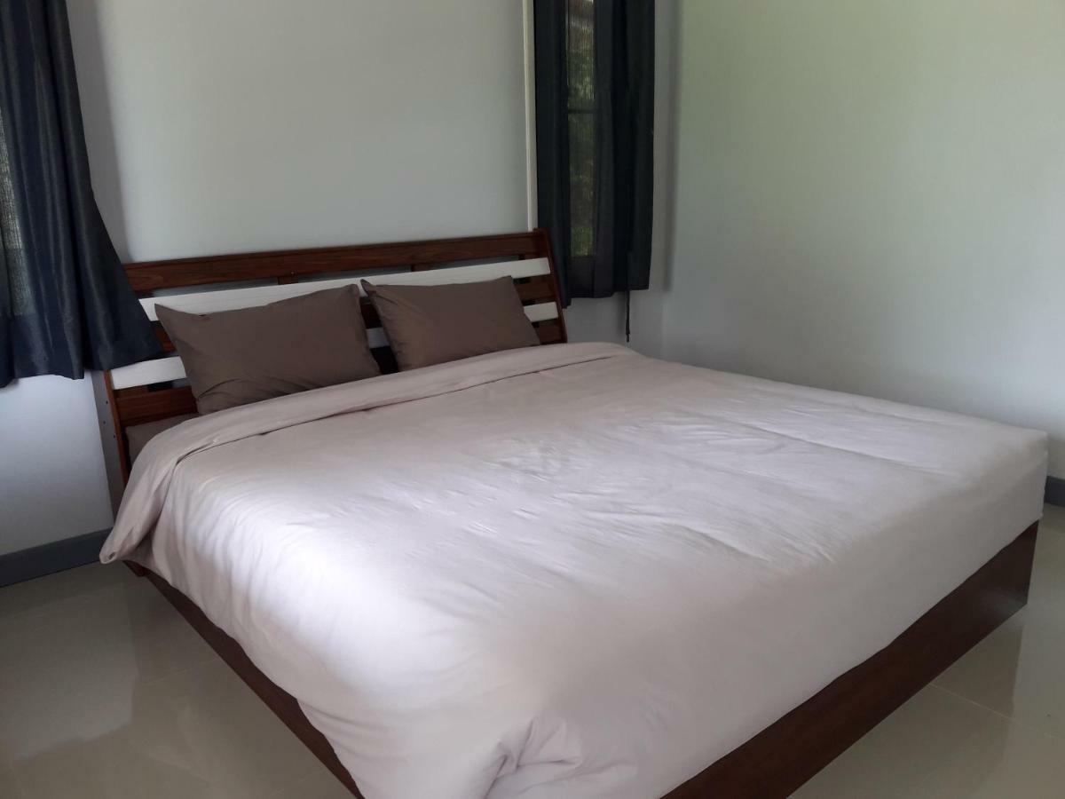 Numhom Resort Ban Nong Chum Saeng Eksteriør bilde